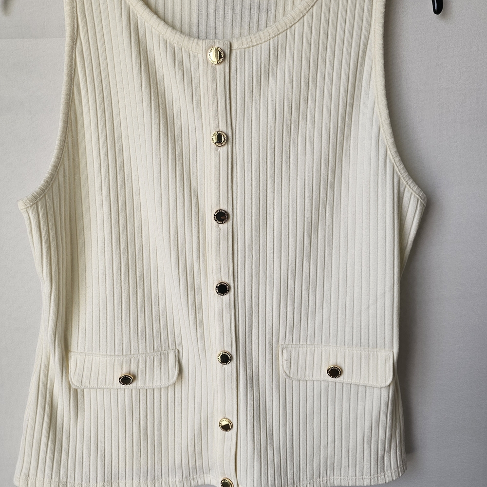 Marc New York Cream Ribbed Button-Front Tank with Gold Buttons - Picture 4 of 14